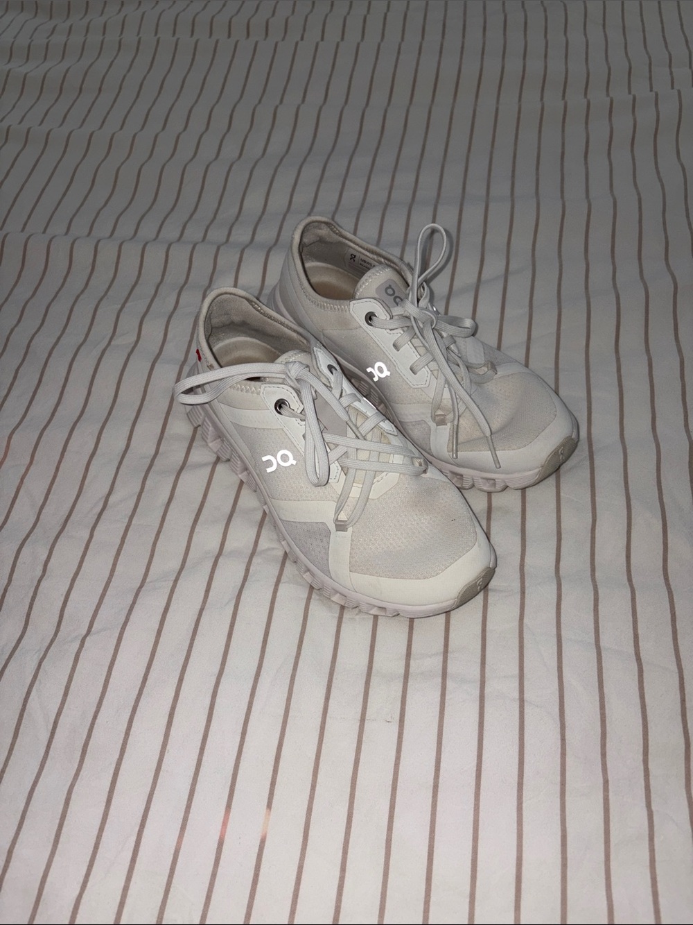 Women’s Oncloud X3 AD Sneakers - Picture 2 of 5